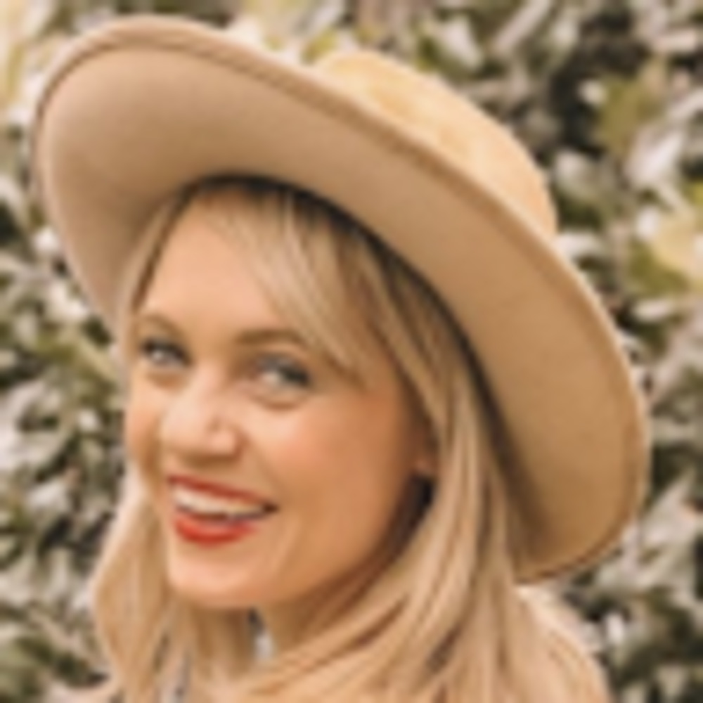 Meet your Posher, Taylor
